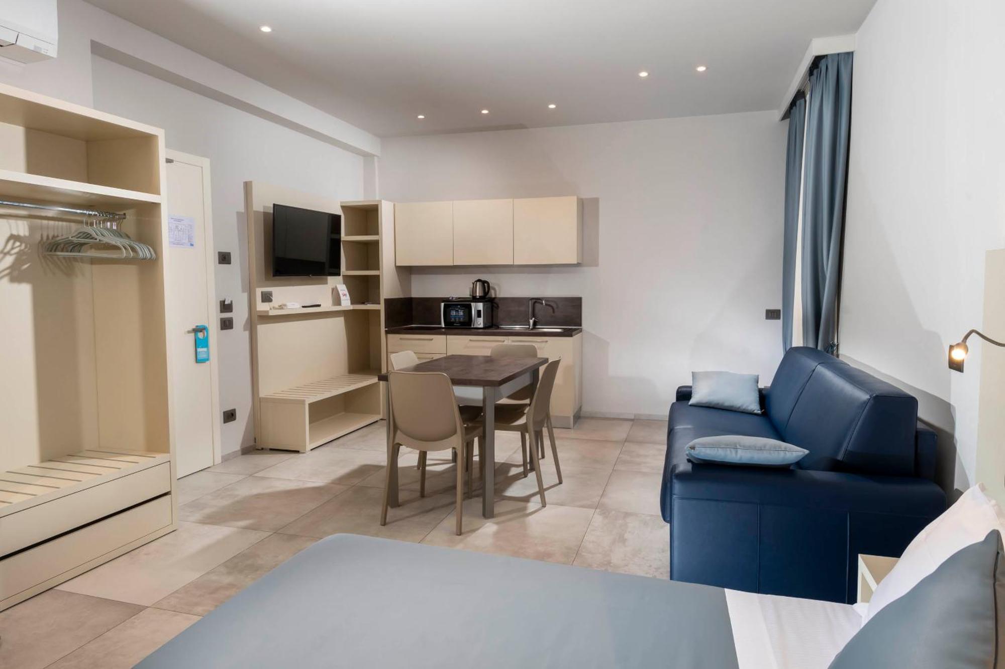 B&B Primrose Residence Hotel Rimini Buitenkant foto