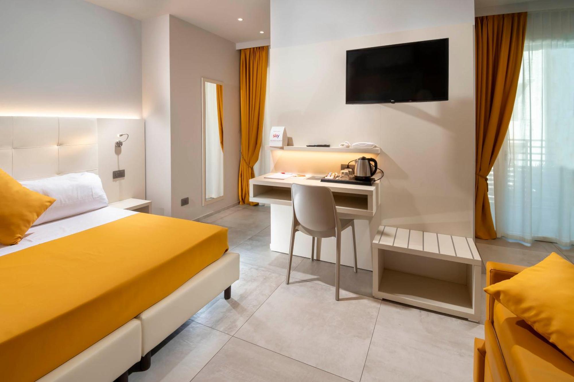 B&B Primrose Residence Hotel Rimini Buitenkant foto