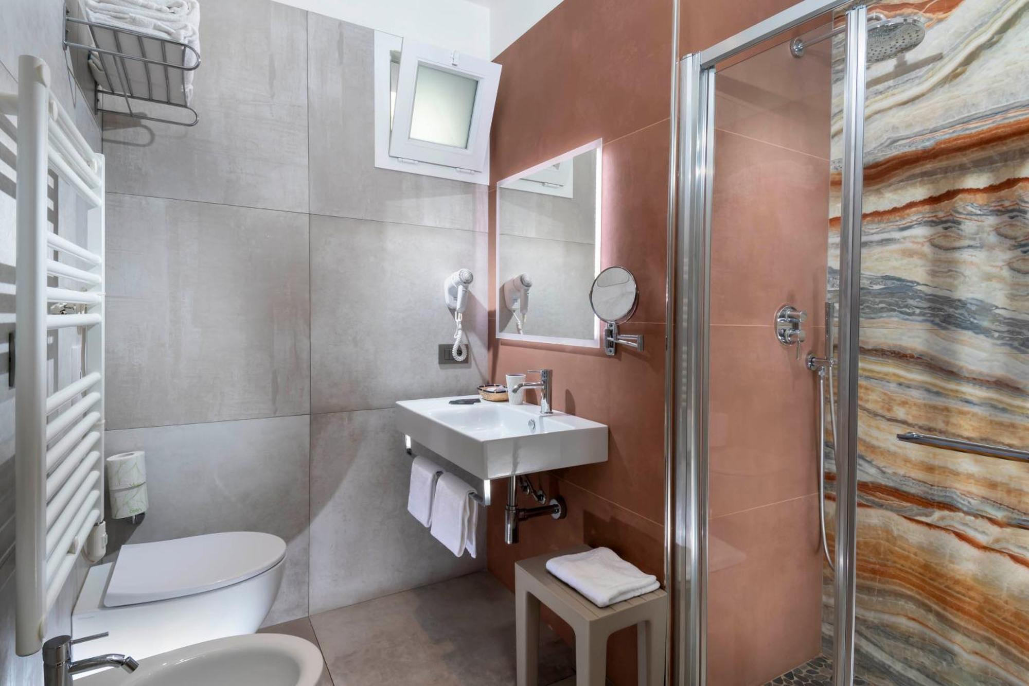 B&B Primrose Residence Hotel Rimini Buitenkant foto