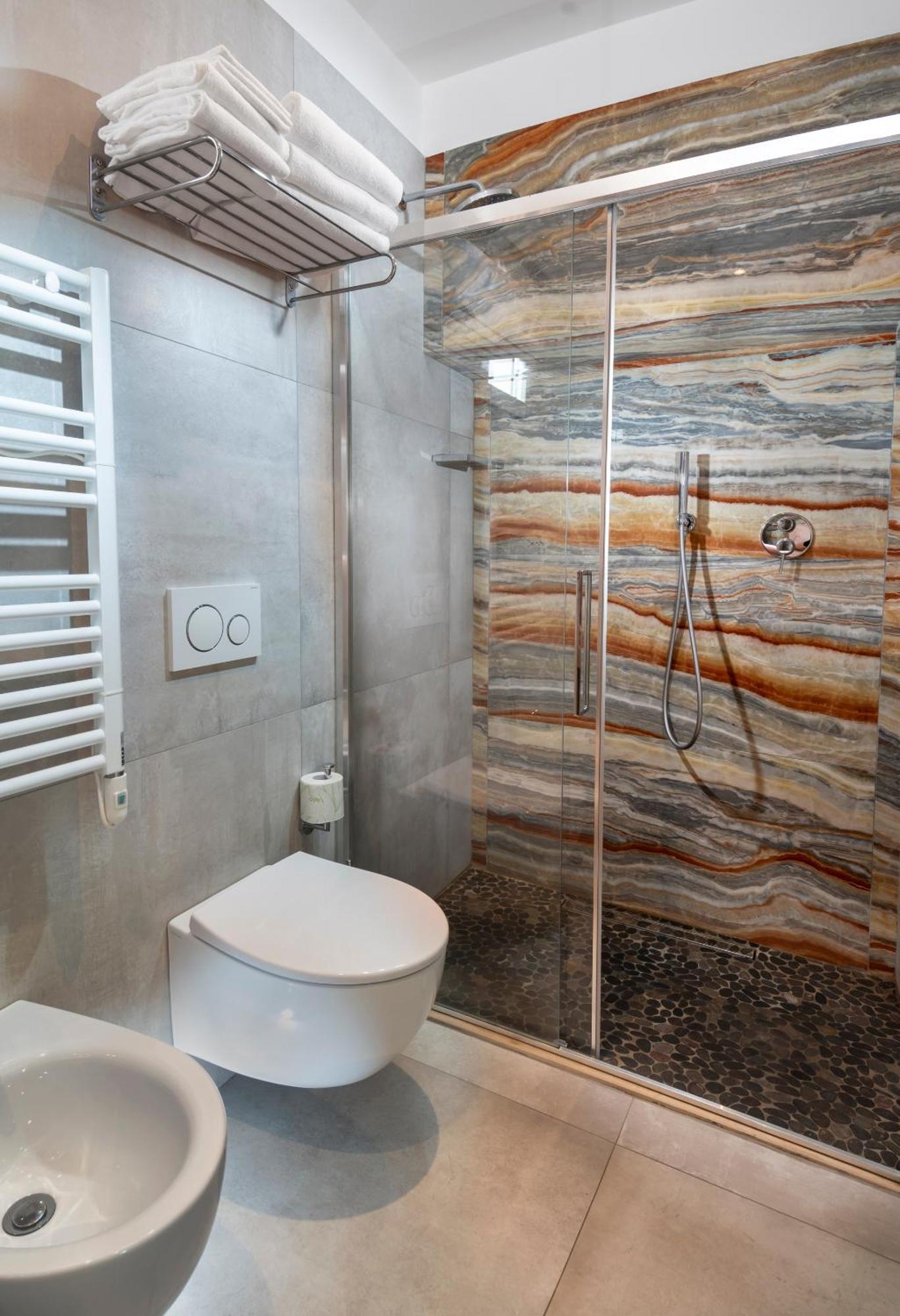 B&B Primrose Residence Hotel Rimini Buitenkant foto